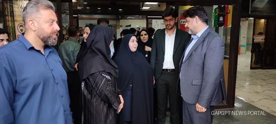 بازدید مدیرکل امور بانوان استانداری لرستان از مراکز درمانی خرم‌آباد به مناسبت هفته ملی جمعیت