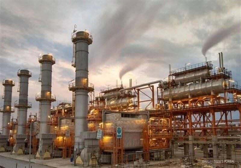 مدیریت مصرف برق صنایع؛ از تعرفه‌های تفکیک‌ شده تا فروش مازاد در بورس